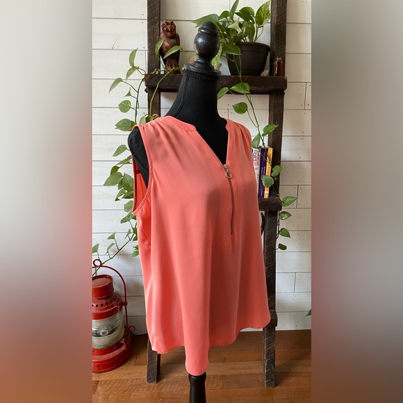 Apt. 9: Peach Pink V Neck Blouse with Zipper Opening - Picture 11 of 17